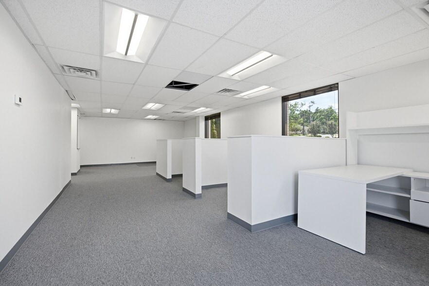 More Photos Of 176 Thompson Ln, Nashville Office Residential For Sale