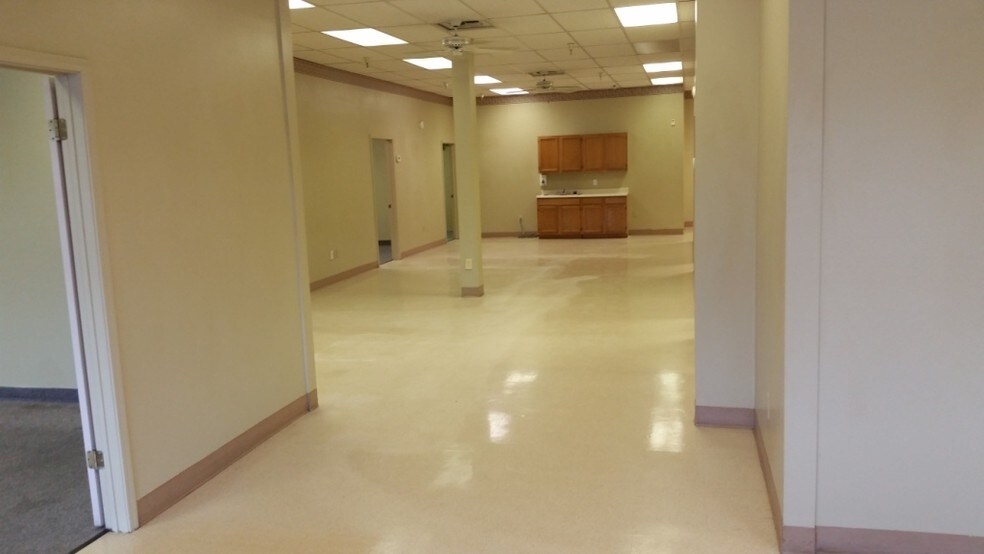 More Photos Of 4419-4501 E Main St, Mesa Storefront For Lease
