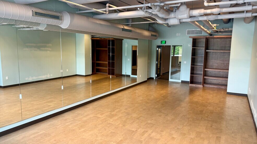 More Photos Of 345 W Washington Ave, Madison Medical For Lease