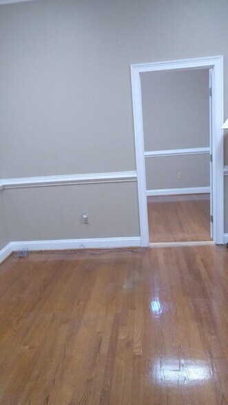 More Photos Of 5 Clusters Ct, Columbia Office For Lease