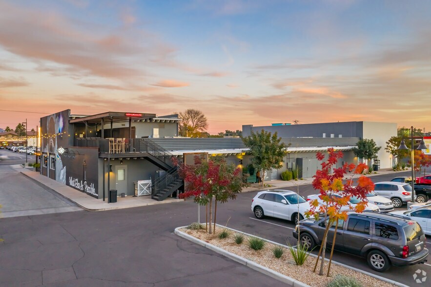 More Photos Of 5538 N 7th St, Phoenix Restaurant For Lease