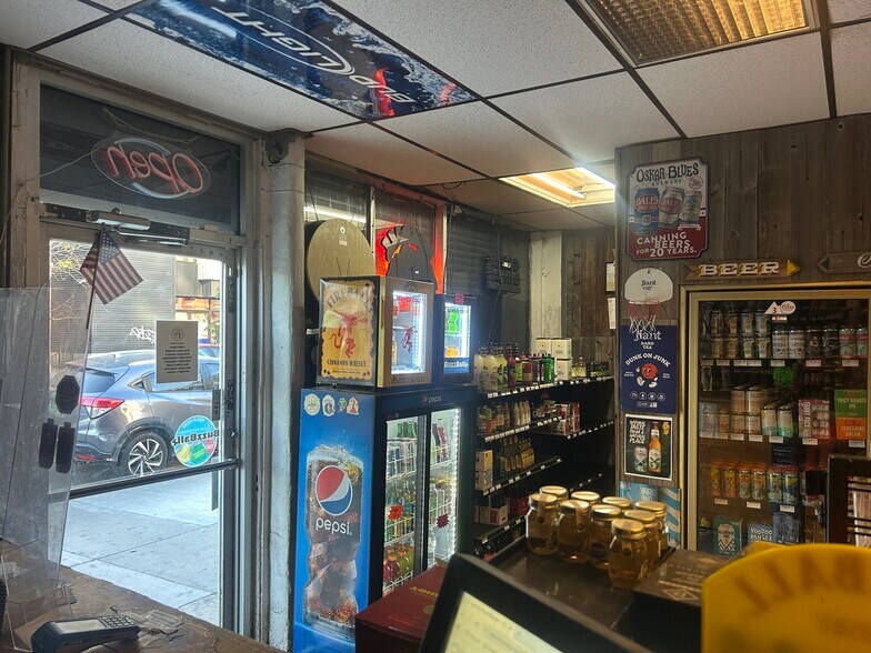 More Photos Of 3729 Walnut St, Denver General Retail For Sale