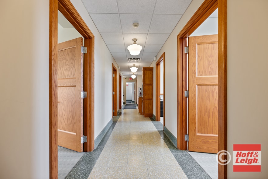 More Photos Of 1800 Triplett Blvd, Akron Restaurant For Sale
