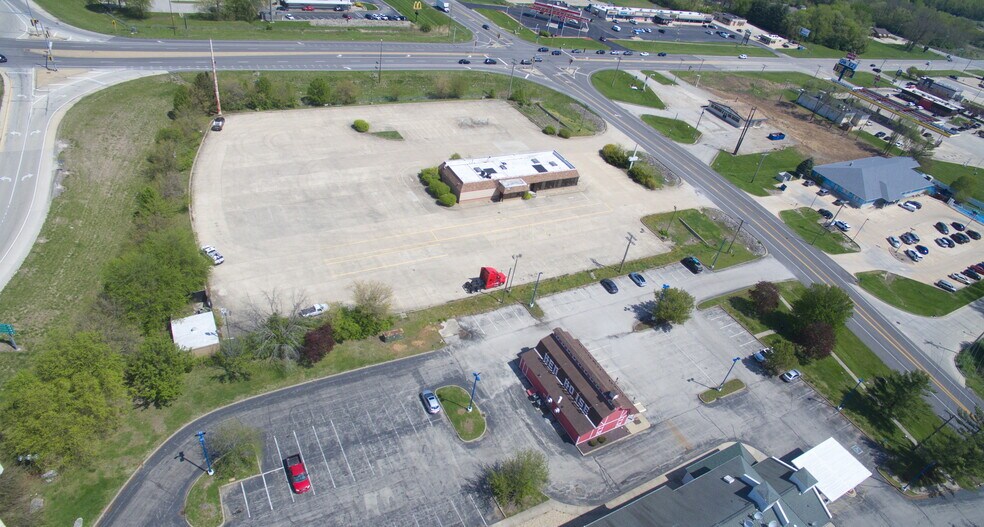 More Photos Of 6009 6th Street Frontage Rd E, Springfield Restaurant For Sale