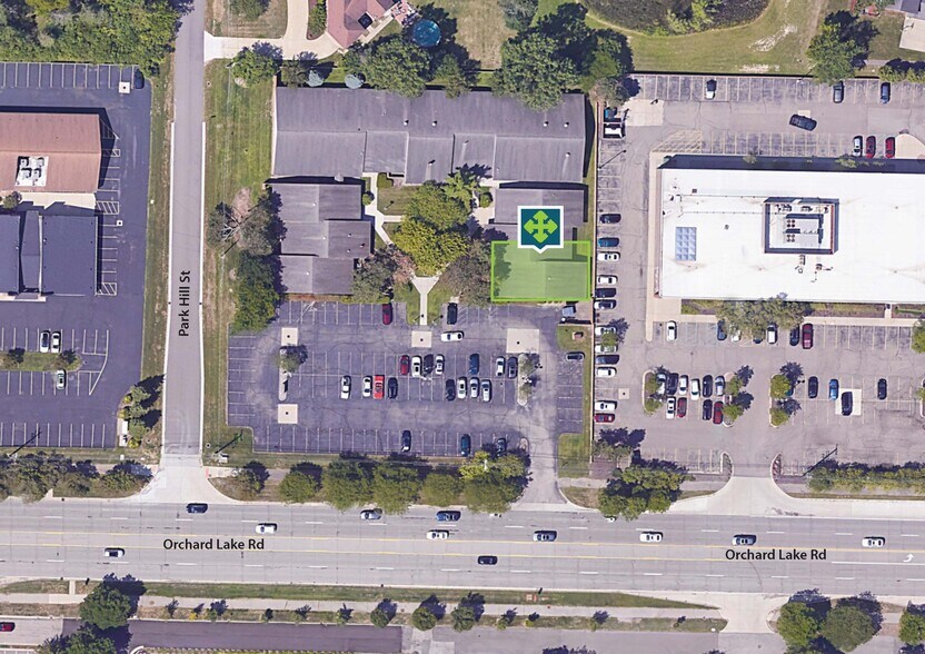 More Photos Of 28525-28545 Orchard Lake Rd, Farmington Hills Office For Sale