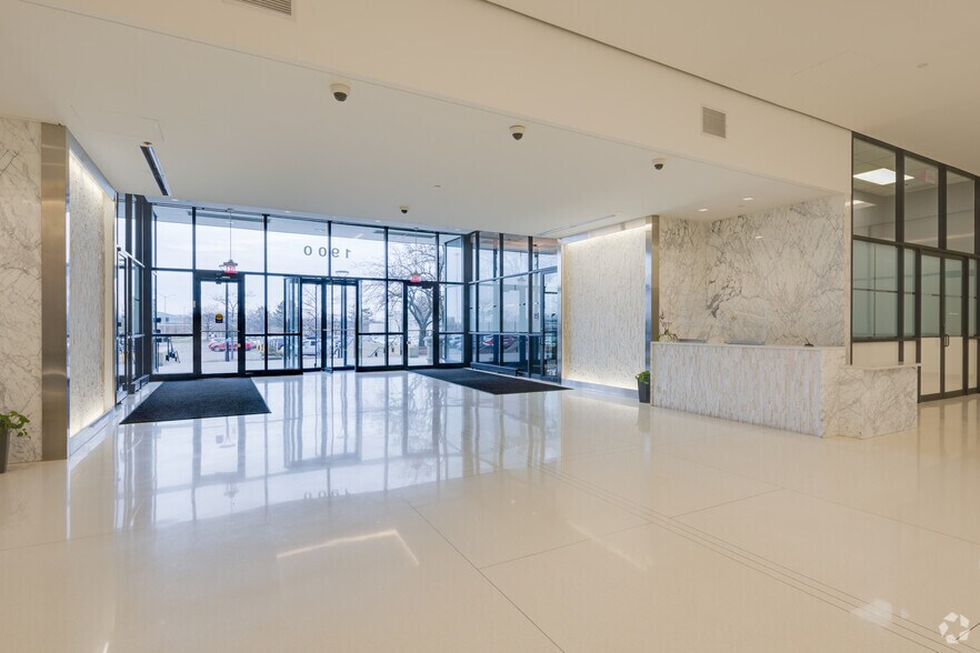 More Photos Of 1900 E Golf Rd, Schaumburg Office For Lease