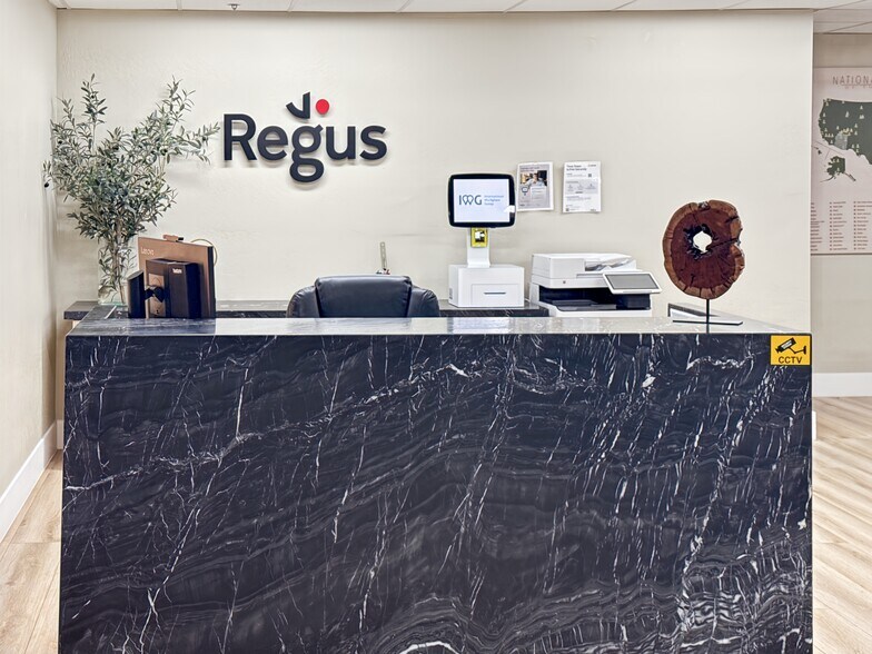 More Photos Of 560 W Brown Rd, Mesa Coworking Space