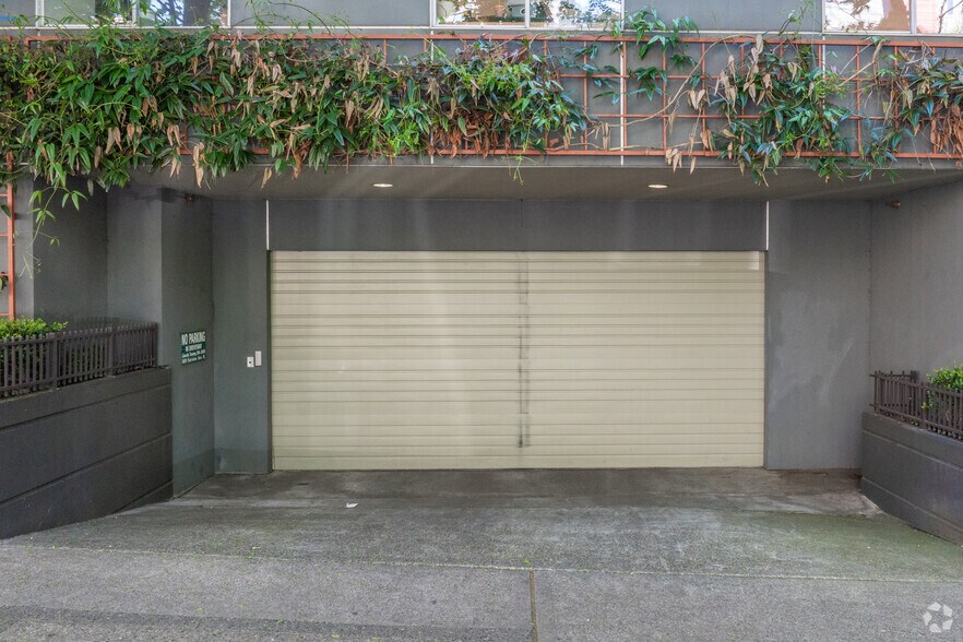 More Photos Of 1808 Bellevue Ave, Seattle Apartments For Lease