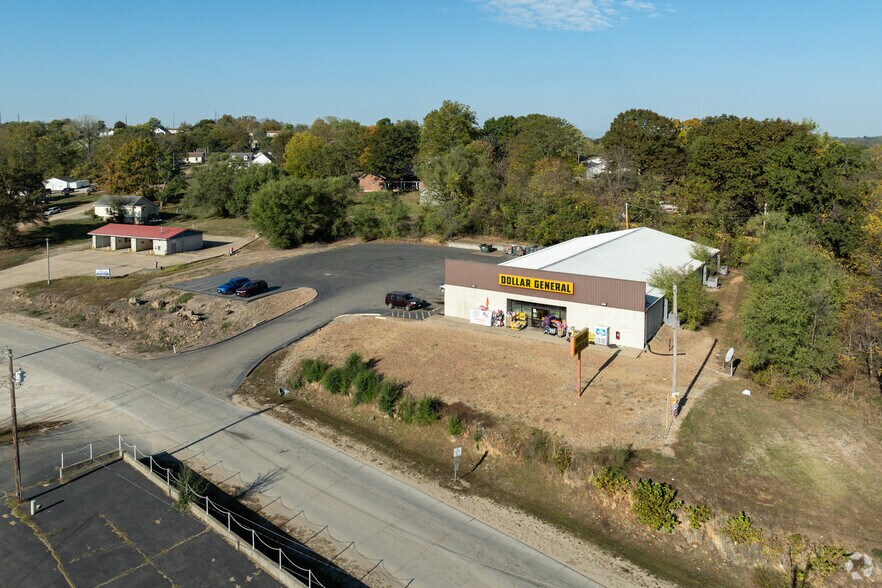 More Photos Of 425 Hunt St, Leadwood Freestanding For Sale