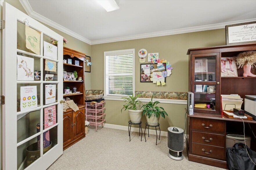 More Photos Of 200 Forest View Dr, Raymond Office For Lease