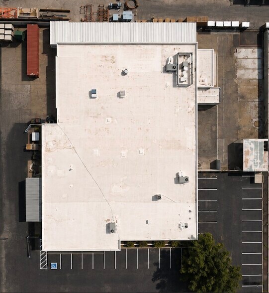 More Photos Of 1609 W 17th St, Tempe Manufacturing For Sale