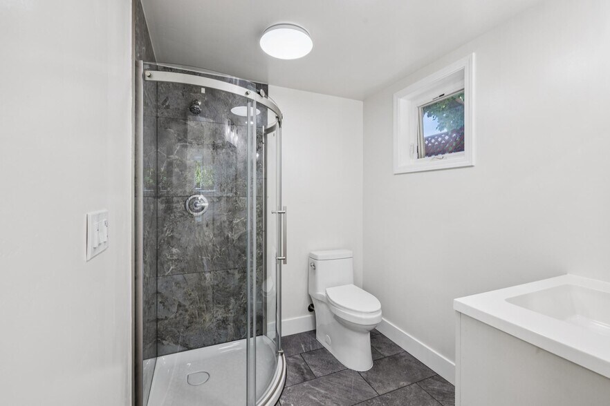 More Photos Of 846 Wilmac Ave, Novato Apartments For Sale