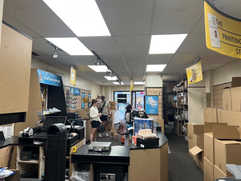 More Photos Of 315 Flatbush Ave, Brooklyn General Retail For Sale
