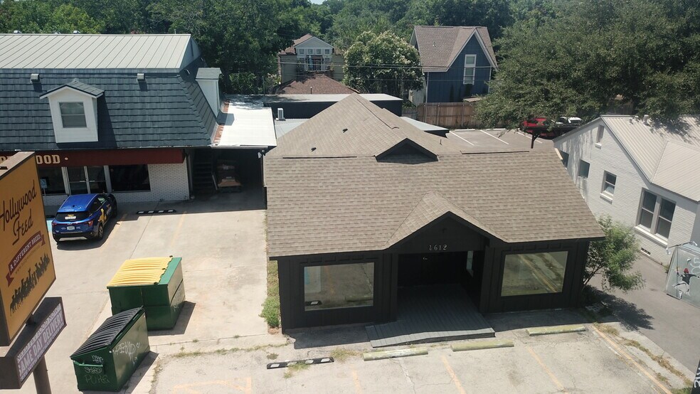 More Photos Of 4612 Burnet Rd, Austin Freestanding For Sale