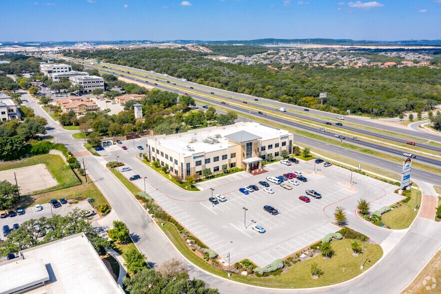 More Photos Of 3424 Paesanos Pky, Shavano Park Office For Lease