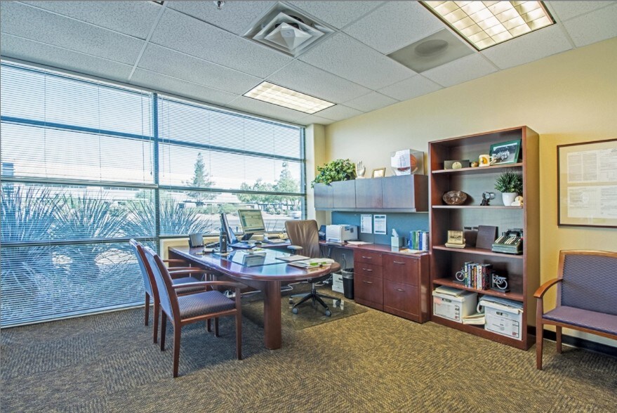 More Photos Of 2055 E Warner Rd, Tempe Office For Lease