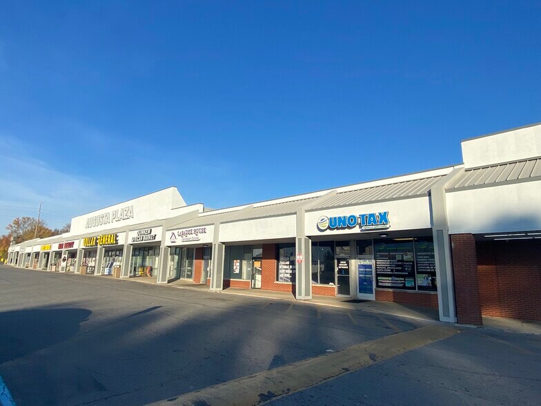 More Photos Of 2800 W 71st St, Indianapolis Unknown For Lease