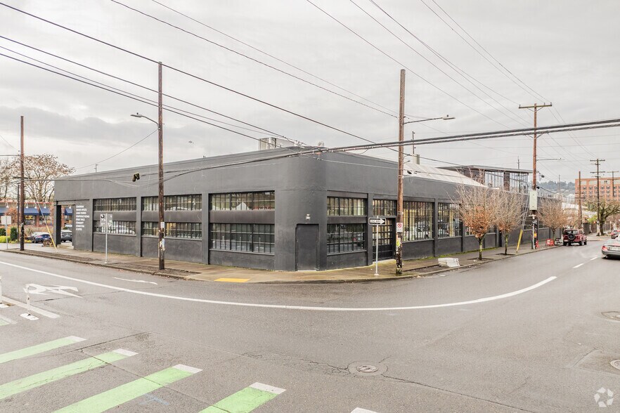 More Photos Of 1120 SE Madison St, Portland Coworking Space