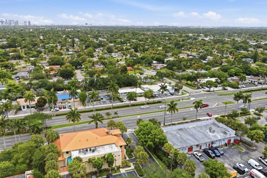 More Photos Of 940 State Road 7, Fort Lauderdale Office For Sale
