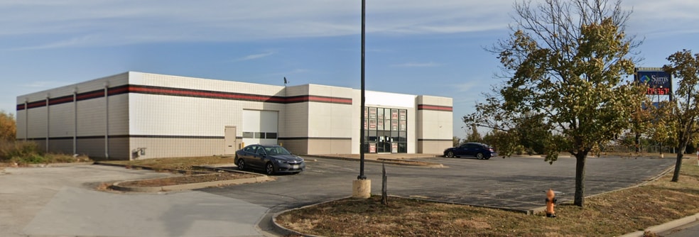 More Photos Of 4011 S Bolger Rd, Independence Auto Repair For Lease