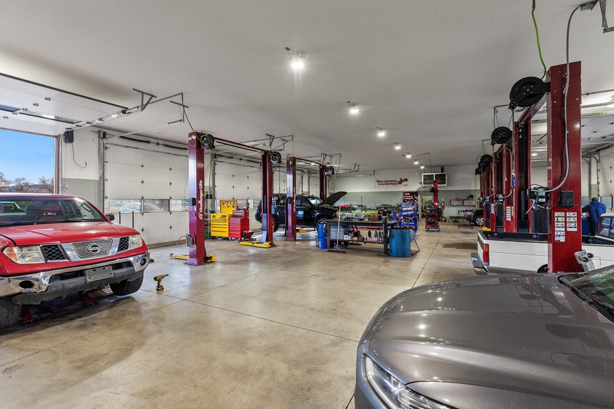 More Photos Of 8615 E Trent Ave, Spokane Valley Auto Repair For Sale