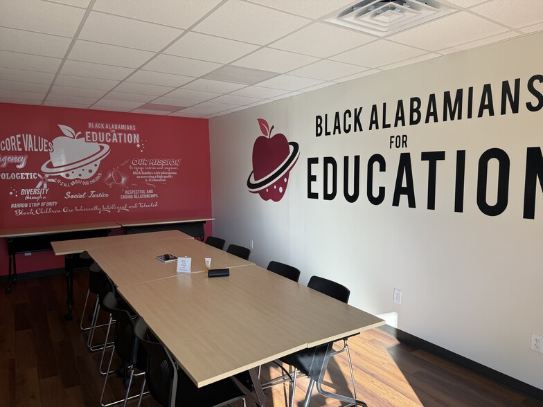 More Photos Of 524 Red Lane Rd, Birmingham Medical For Lease