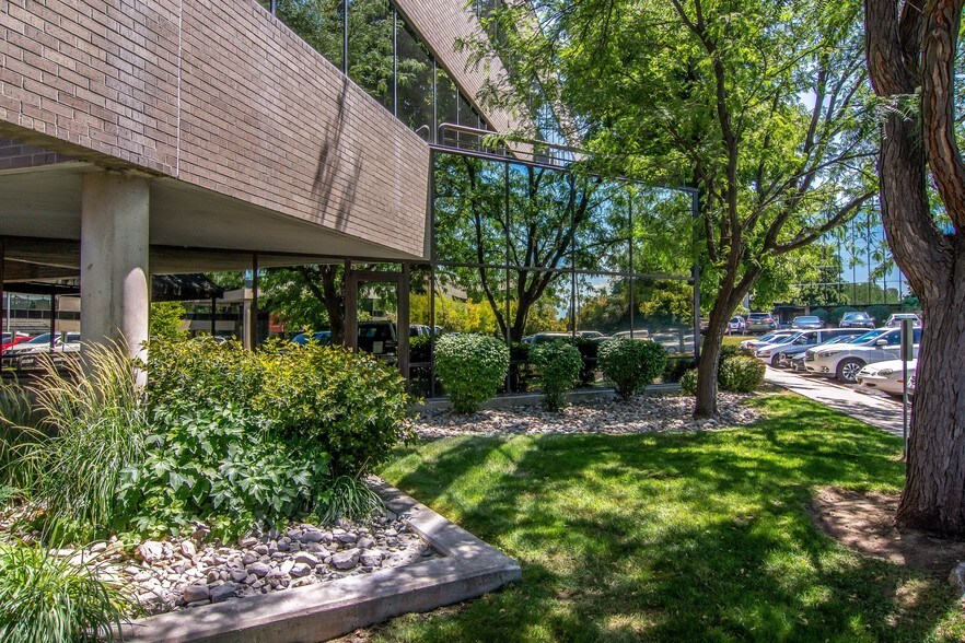 More Photos Of 5242 S College Dr, Salt Lake City Office For Lease