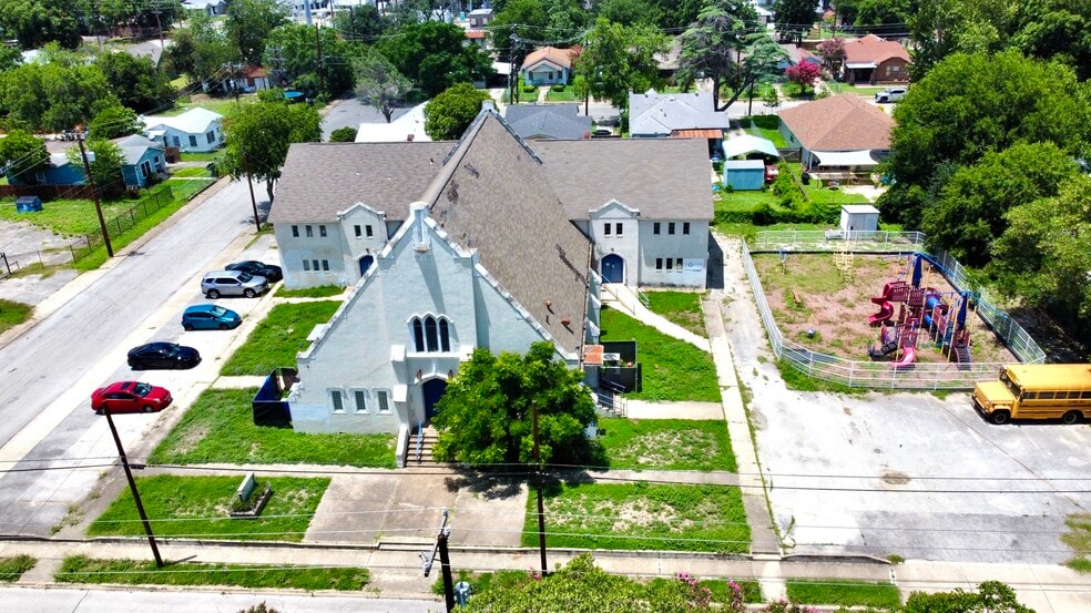 More Photos Of 507 E Mayfield Blvd, San Antonio Religious Facility For Sale
