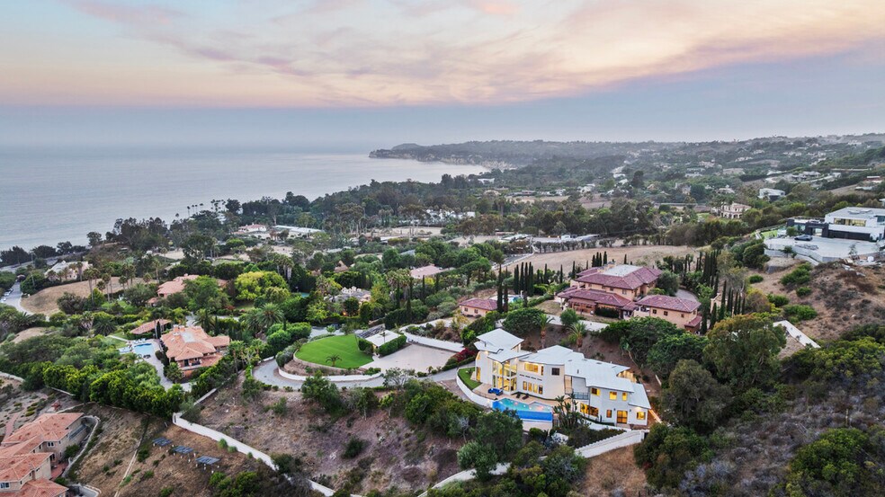 More Photos Of 6380 Meadows Ct, Malibu Rehabilitation Center For Lease