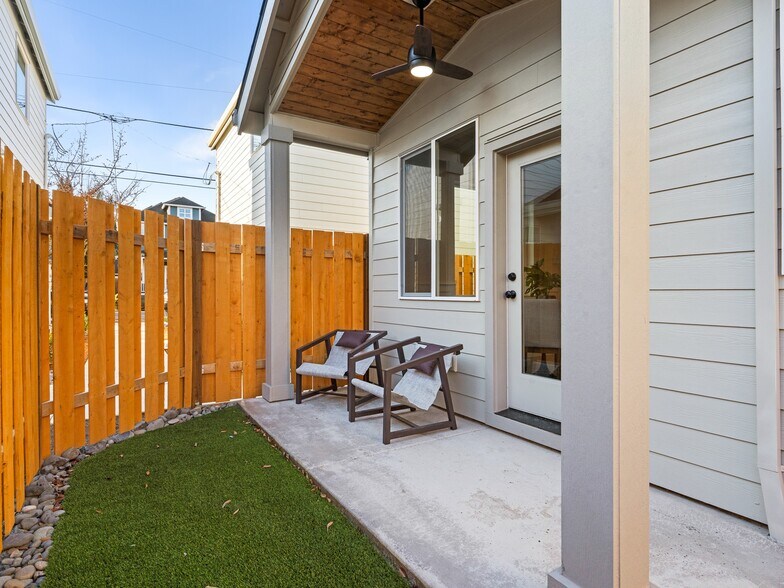 More Photos Of , Portland Specialty For Sale