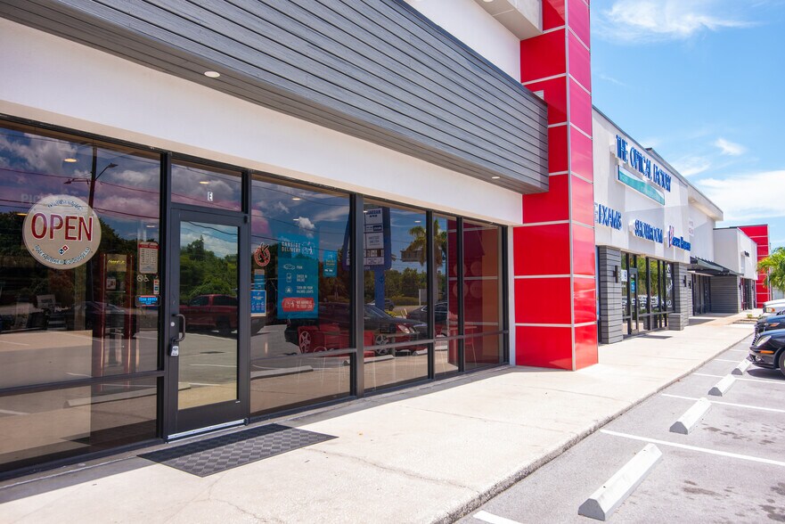 More Photos Of 800 E Bay Dr, Largo General Retail For Lease