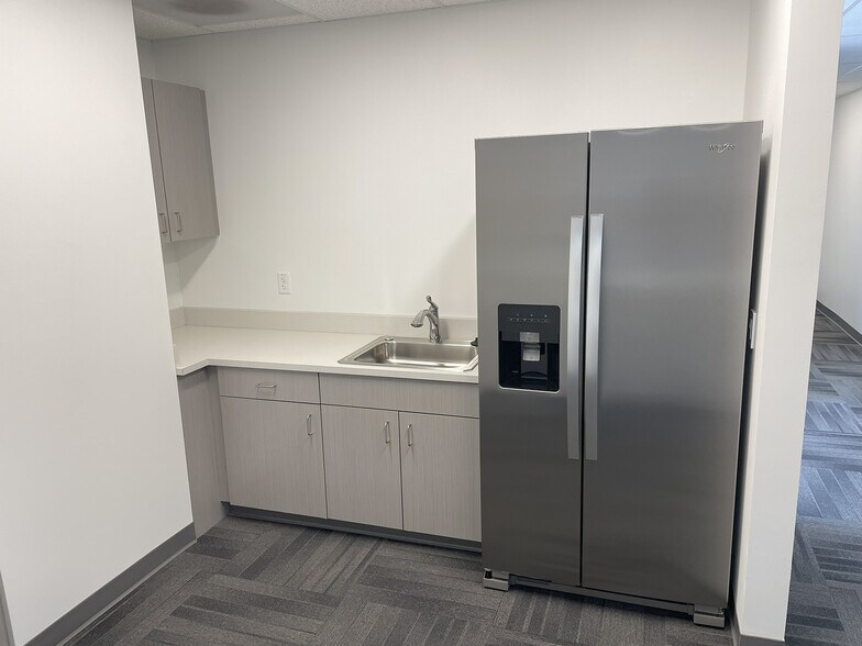 More Photos Of 1000 Champion Dr, Windsor Industrial For Lease