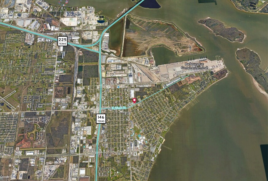 More Photos Of 301 E Main St, La Porte Manufacturing For Lease