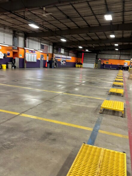 More Photos Of 721 Industrial Dr, Cary Distribution For Sale