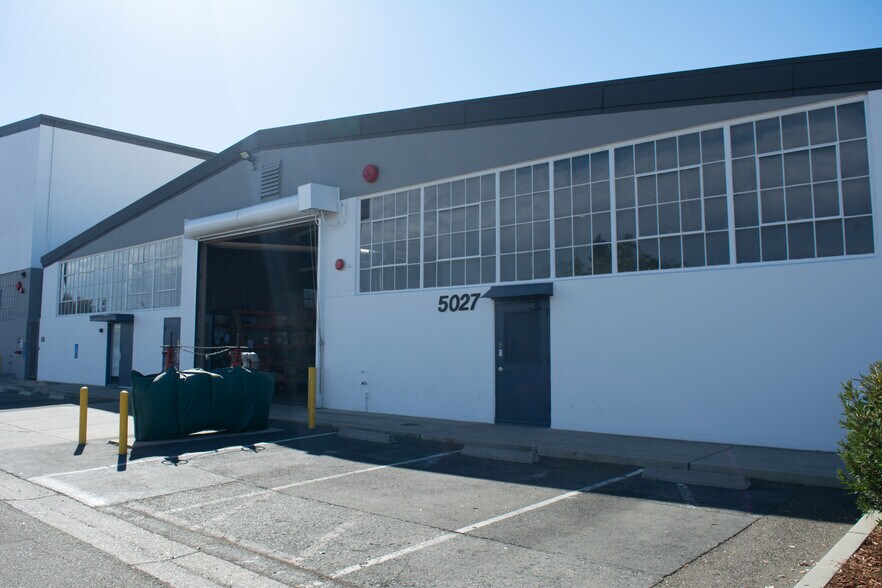 Primary Photo Of 5027 Roberts Ave, Mcclellan Flex For Lease