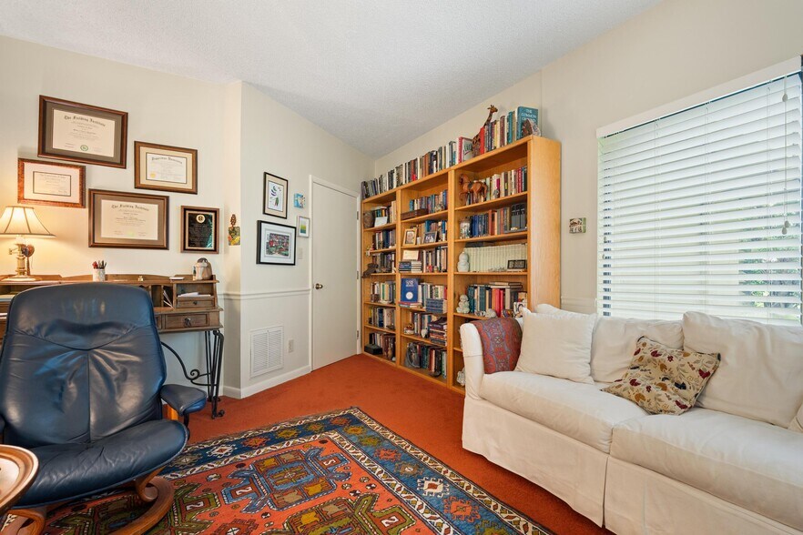 More Photos Of 2424 Enterprise Rd, Clearwater Medical For Sale