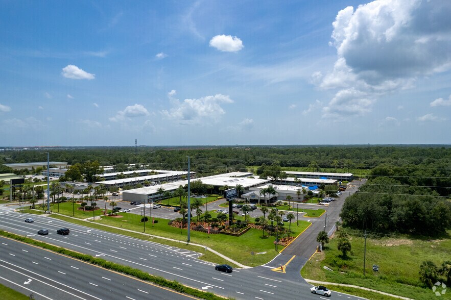 More Photos Of 8660 W Irlo Bronson Memorial Hwy, Kissimmee Apartments For Lease