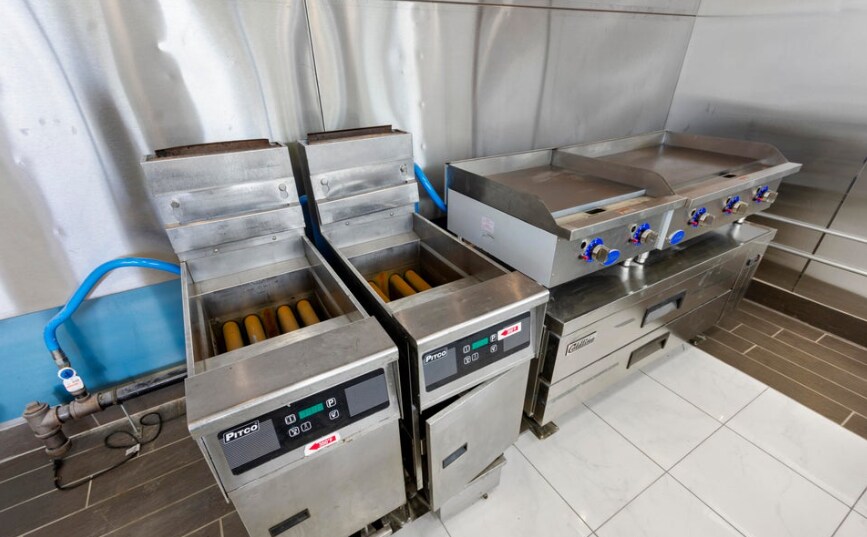 More Photos Of 1822 N Olden Ave, Ewing Restaurant For Sale