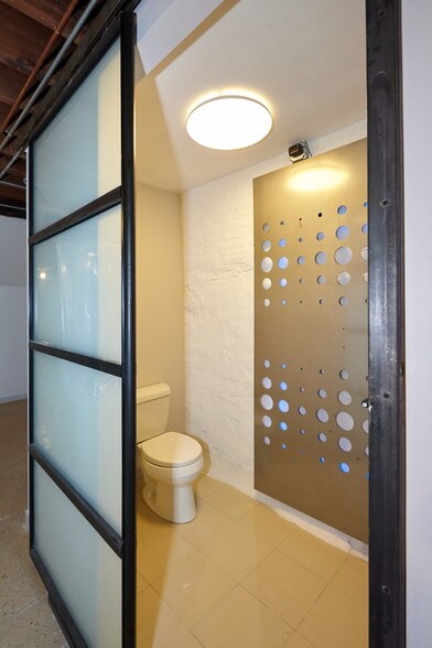 More Photos Of 2716 W North Ave, Chicago Multifamily For Sale