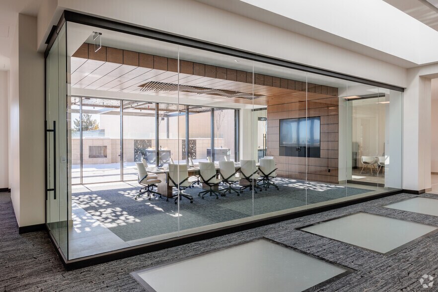 More Photos Of 720 S Colorado Blvd, Denver Office For Lease