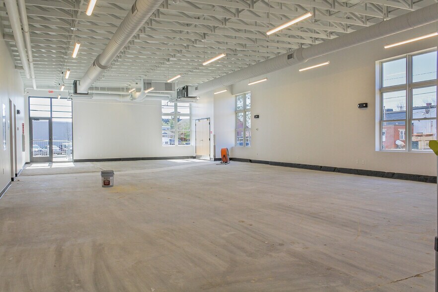 More Photos Of 160 Presumpscot St, Portland Light Distribution For Lease