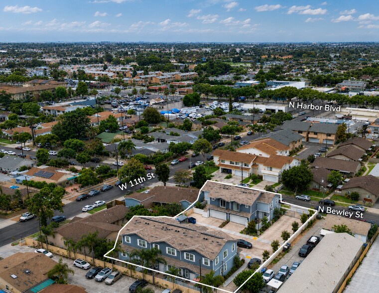 More Photos Of 1113 N Bewley St, Santa Ana Apartments For Sale