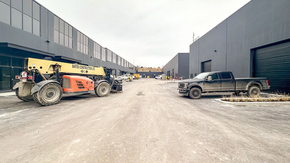 More Photos Of 2094 Pier Mac Way, Kelowna Warehouse For Sale