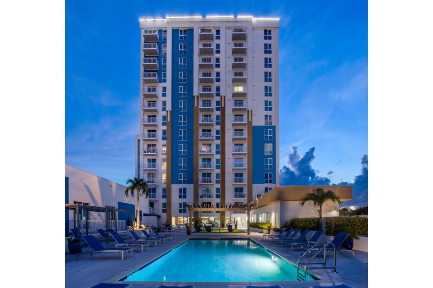 Primary Photo Of 1100 Cleveland St, Clearwater Apartments For Sale