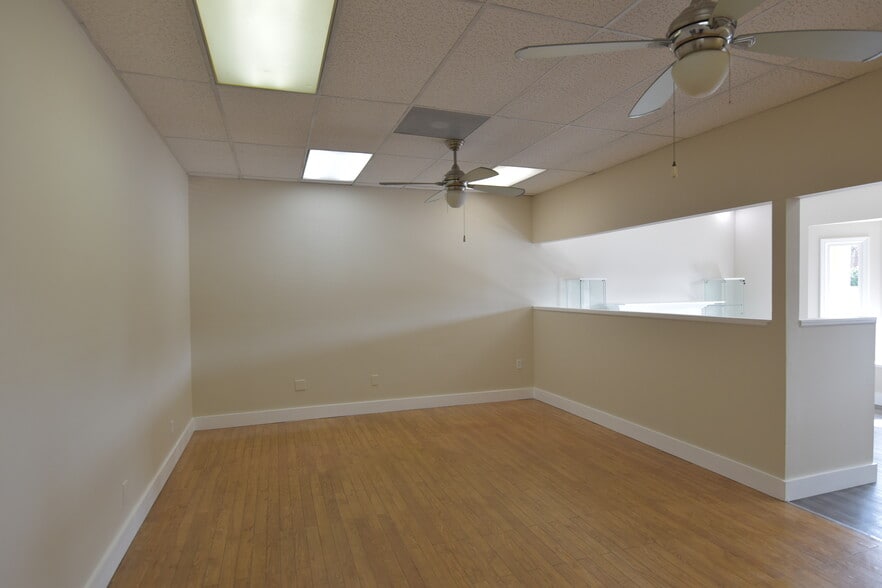 More Photos Of 4811 Trousdale Dr, Nashville Freestanding For Lease