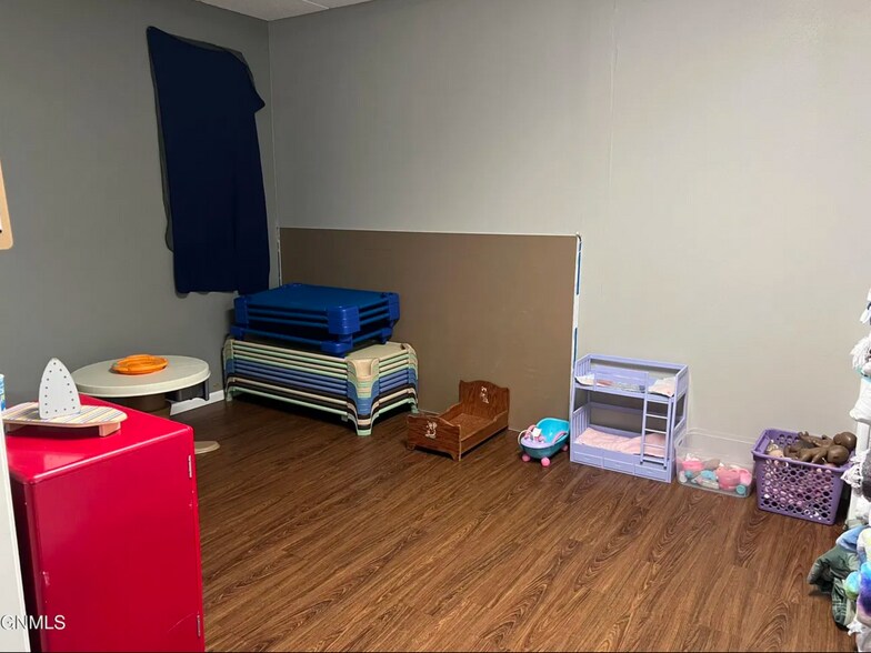 More Photos Of 214 6th Ave NE, Jamestown General Retail For Sale