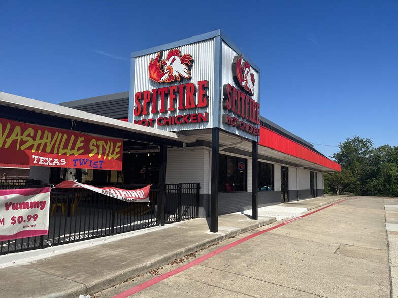 Primary Photo Of 4232 Highway 6 N, Houston Fast Food For Sale