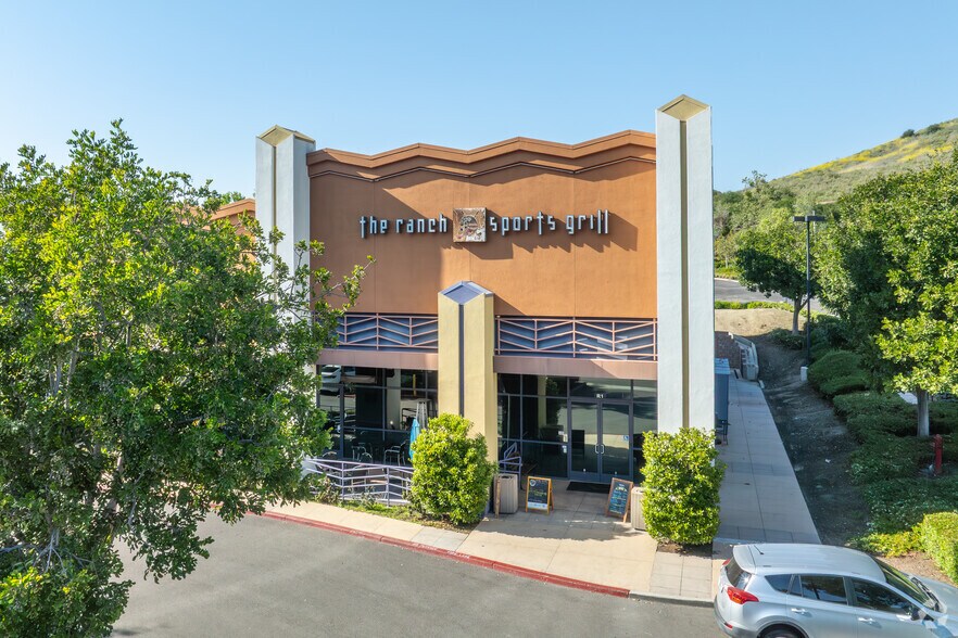 More Photos Of 27412 Antonio Pky, Ladera Ranch Storefront For Lease