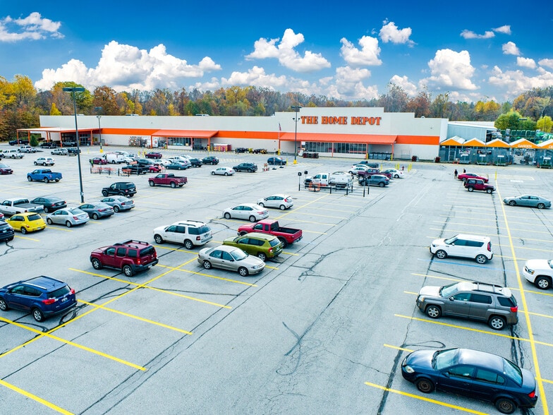 More Photos Of 3200 Market Place St, Ashtabula Unknown For Lease