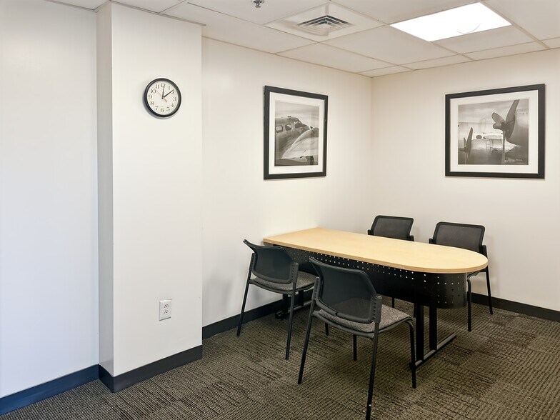 More Photos Of 1 International Plz, Philadelphia Coworking Space